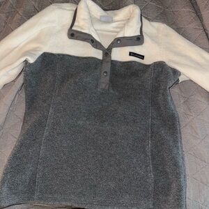 Columbia fleece quarter zip pullover. Grey/White. M. Like new